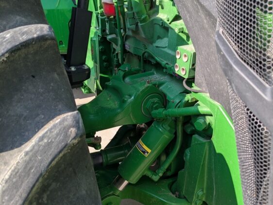 2024 John Deere 8R 410 - Image 19