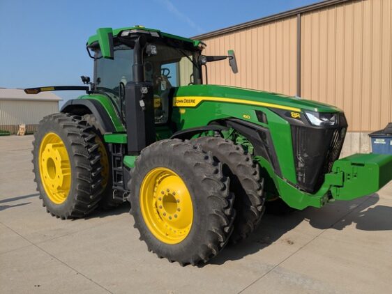 2024 John Deere 8R 410 - Image 4