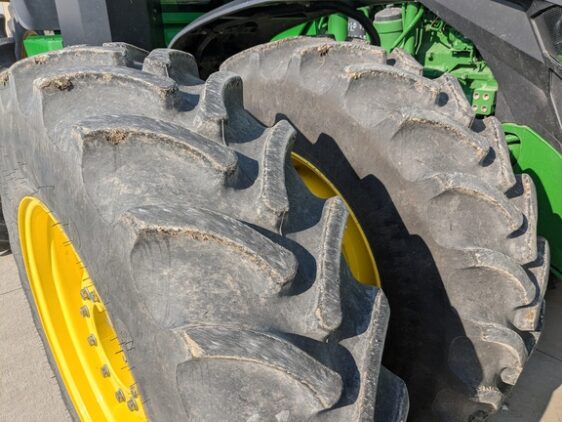 2024 John Deere 8R 410 - Image 5