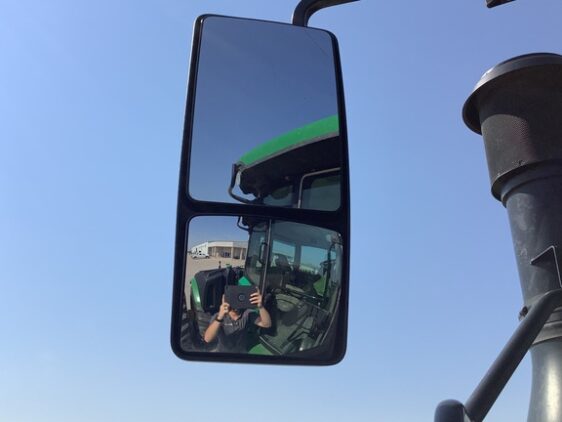2019 John Deere 9570R - Image 19