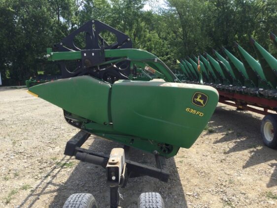 2013 John Deere 635FD - Image 6