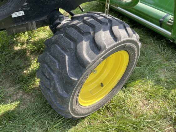 2019 John Deere 1025R - Image 7