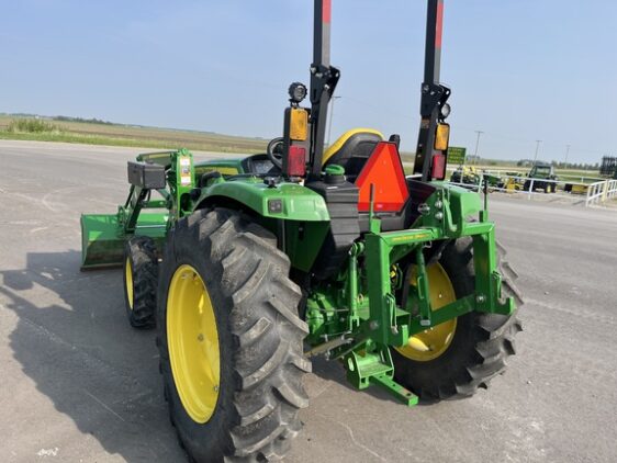 2024 John Deere 4052R - Image 23
