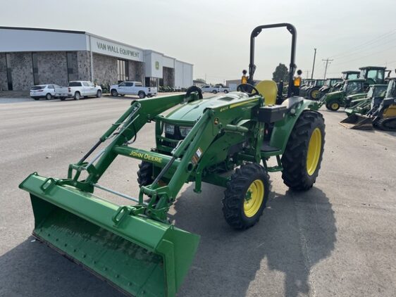 2024 John Deere 4052R - Image 29