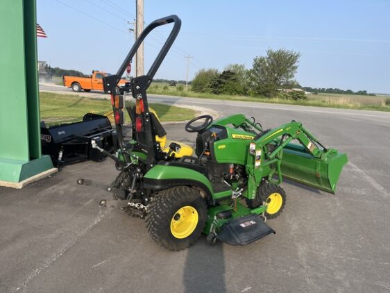 2020 John Deere 1025R - Image 5