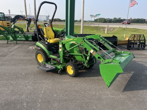 2020 John Deere 1025R
