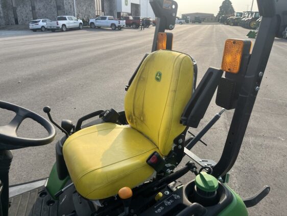 2020 John Deere 1025R - Image 6