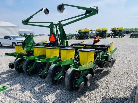 1996 John Deere 1760 - Image 4