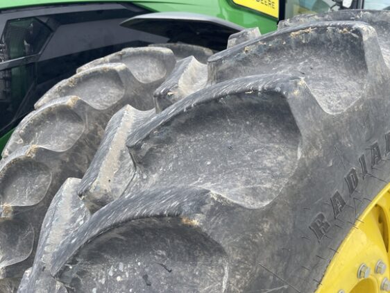 2024 John Deere 8R 410 - Image 10