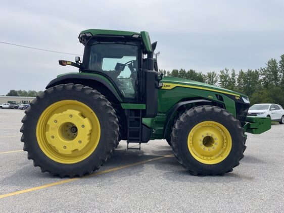 2024 John Deere 8R 410 - Image 6