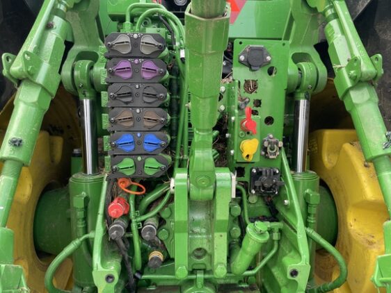 2024 John Deere 8R 410 - Image 18