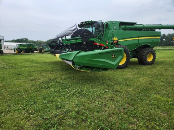 2023 John Deere HD35F - Image 12