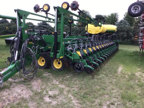 2020 John Deere DB90 - Image 9