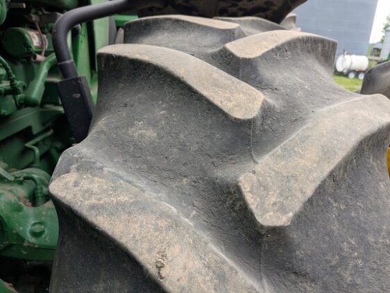 2018 John Deere 8370R - Image 26