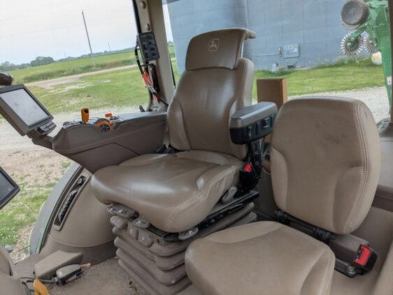 2018 John Deere 8370R - Image 29