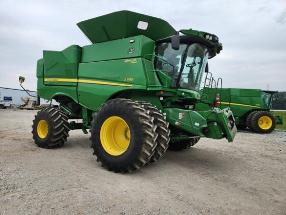 2022 John Deere S780 Hillco - Image 25
