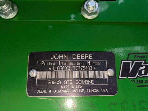 2015 John Deere S690 - Image 23