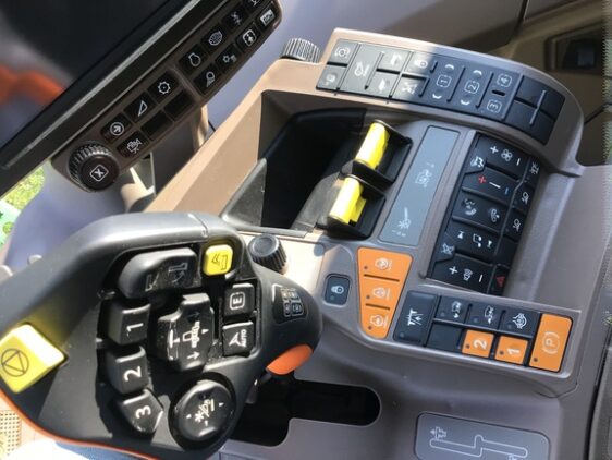 2023 John Deere S780 - Image 19