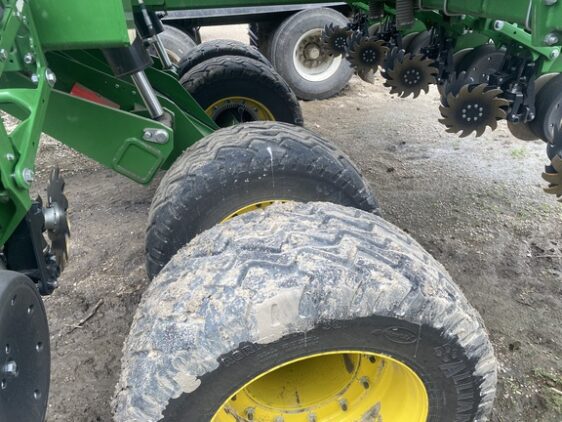 2025 John Deere DB80 - Image 12