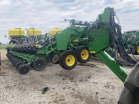 2025 John Deere DB80 - Image 3