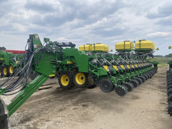 2025 John Deere DB80