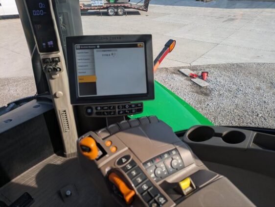 2020 John Deere 9620R - Image 27