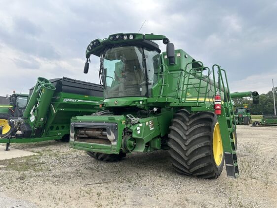 2022 John Deere S780