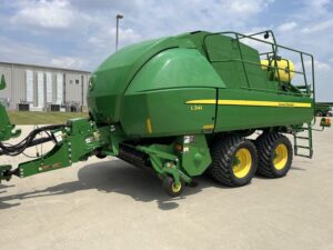 2022 John Deere L341