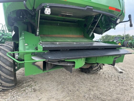 2021 John Deere X9 1100 - Image 9