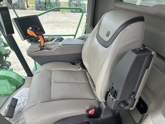 2021 John Deere X9 1100 - Image 16