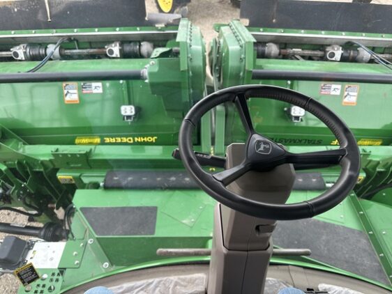 2021 John Deere X9 1100 - Image 12