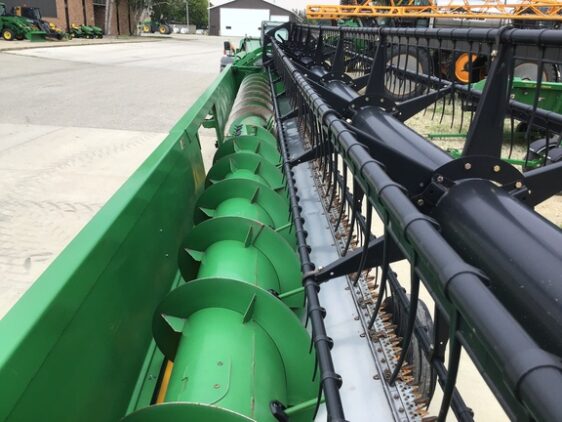 2014 John Deere 635F - Image 19