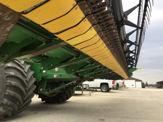 2014 John Deere 635F - Image 28