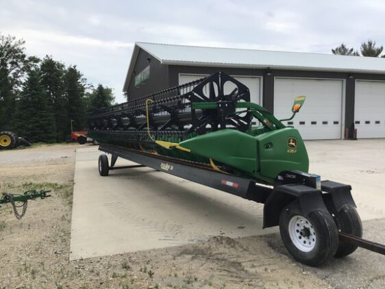 2014 John Deere 635F - Image 2