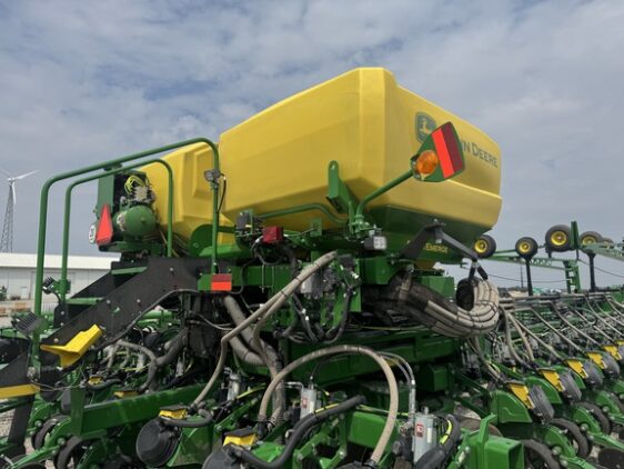 2025 John Deere DB90 - Image 4