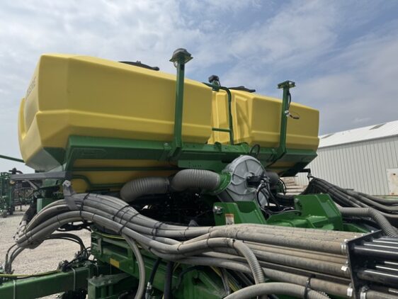 2025 John Deere DB90 - Image 3