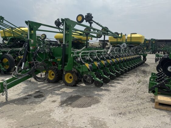 2025 John Deere DB90