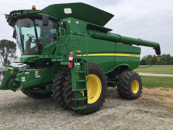 2017 John Deere S680 - Image 6