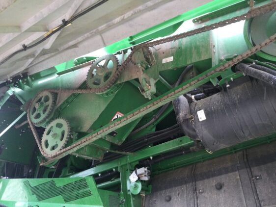 2017 John Deere S680 - Image 21