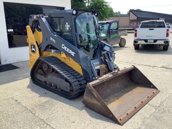 2022 John Deere 317G - Image 3