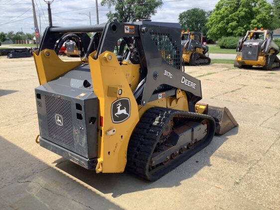 2022 John Deere 317G - Image 4