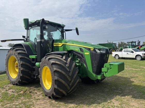 2024 John Deere 8R 340 - Image 3
