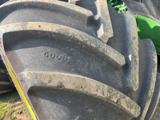 2024 John Deere 8R 340 - Image 22