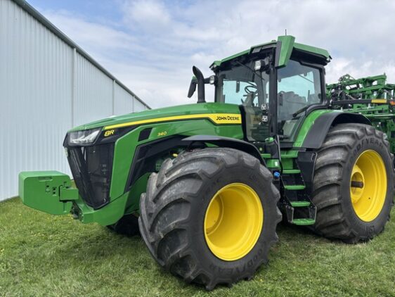 2024 John Deere 8R 340 - Image 4