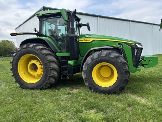 2024 John Deere 8R 340 - Image 3