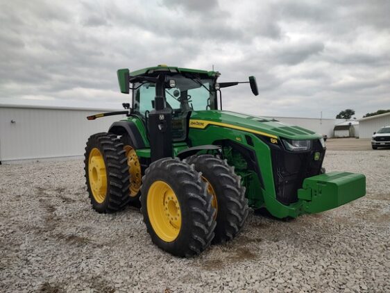 2024 John Deere 8R 410