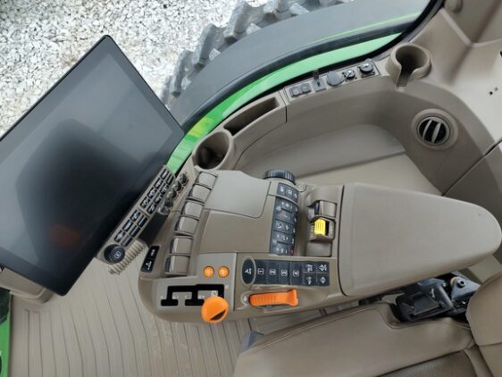 2024 John Deere 8R 410 - Image 10