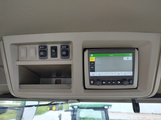 2024 John Deere 8R 410 - Image 13