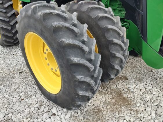 2024 John Deere 8R 410 - Image 19