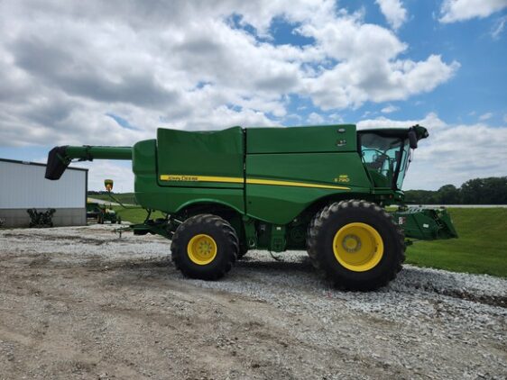 2022 John Deere S790 - Image 9